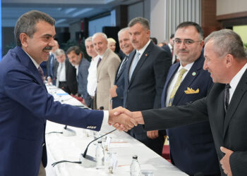 Yusuf Tekin eğitim sendikaları temsilcileri ile bir araya geldi