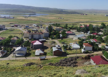 Karlıova'da 4 büyüklüğünde deprem