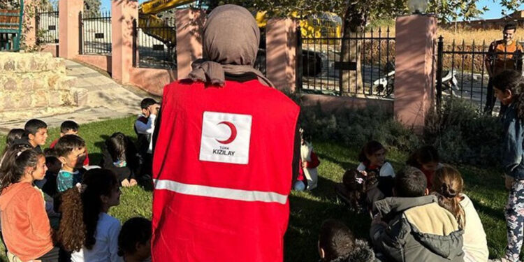 Yetim Destek Programı'yla 532 çocuğa destek