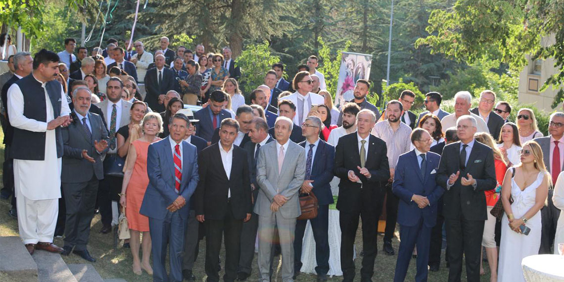 Pakistan Büyükelçiliği, dünya çapında tanınan Pakistan Basmati pirincinin de sergilendiği Pakistan Kültür ve Mutfak Festivali'ne ev sahipliği yaptı.