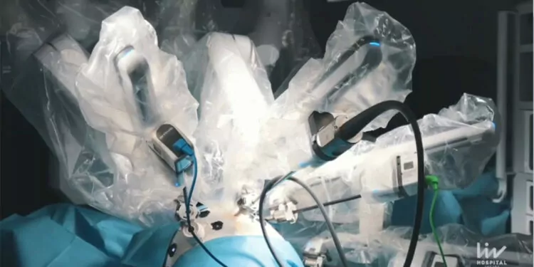 Prostat kanseri ameliyatlarında robotik cerrahi kullanımı arttı