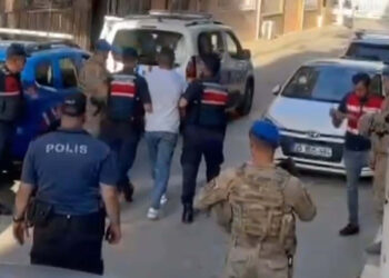İzmir'de 'Işıkkent Çetesi'ne operasyon; 10 gözaltı