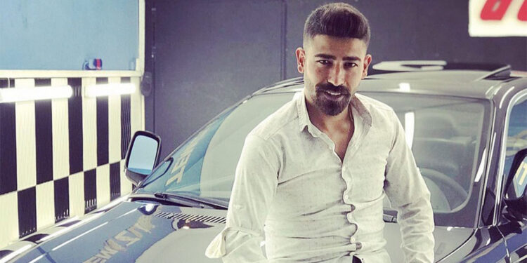 Evinin garajında otomobilini çalıştırıp klimasını açtı zehirlenerek öldü