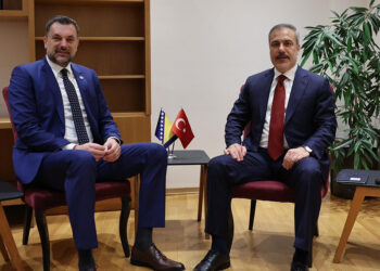 Hakan Fidan Bosna-Hersek Dışişleri Bakanı ile görüştü