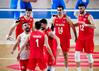 A Milli Erkek Voleybol Takımı Slovenya'ya 3-0 mağlup oldu