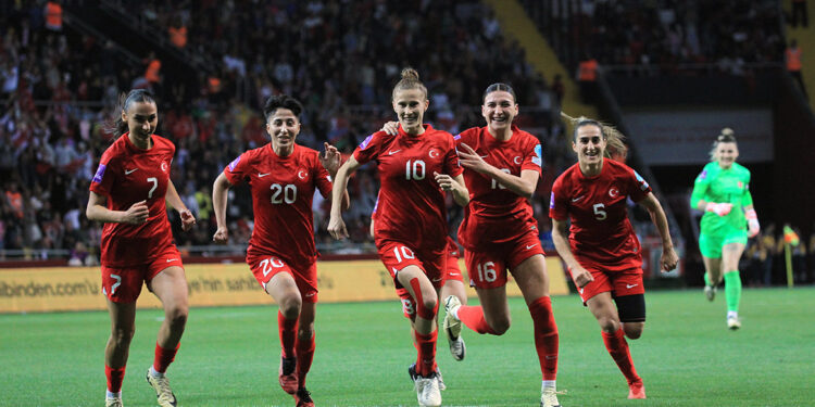A Milli Kadın Futbol Takımı, Azerbaycan'ı 1-0 mağlup etti