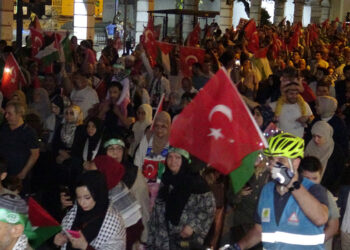 Avcılar'da Filistin'e destek yürüyüşü