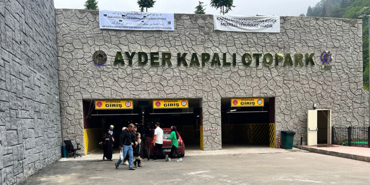 Ayder’de trafik sorununu 'çevreci otopark' çözdü