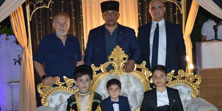 Azerbaycanlı eski başsavcı, Mardin’e gelip kirve oldu