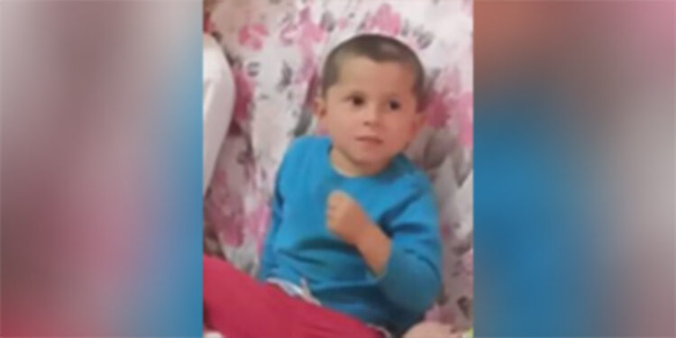 Babasının kullandığı traktörün çarptığı çocuk öldü