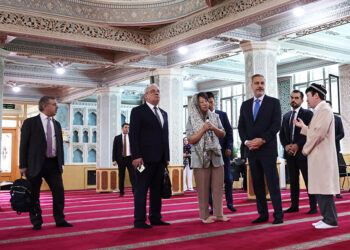 Bakan Fidan, Yanghang Camii’ni ziyaret etti