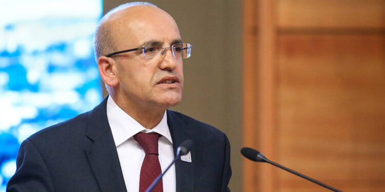 Bakan Şimşek: Yıllık ihracat tarihi zirvesine ulaştı