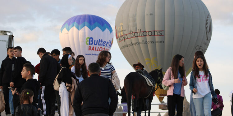 Bayram tatilinde Kapadokya'da yüzde 90 doluluk bekleniyor