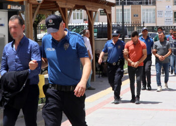 Burdur'da diyaliz sonrası 3 hastanın ölümüne 4 gözaltı