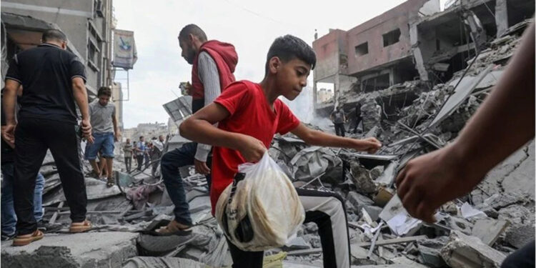 CENTCOM: Gazze'ye 8 bin 831 metrik ton yardım yapıldı