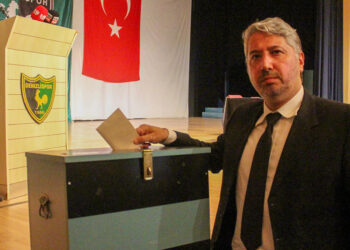 Denizlispor'da Ahmet Yalın Yıldırım güven tazeledi