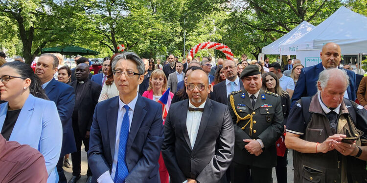 Diplomatik İlişkilerin 100.Yılı: Çek Türk İş Birliği Parkı Prag’da açıldı