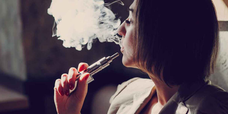 Elektronik sigara kullanımı, sigarayı bırakma yöntemi değildir