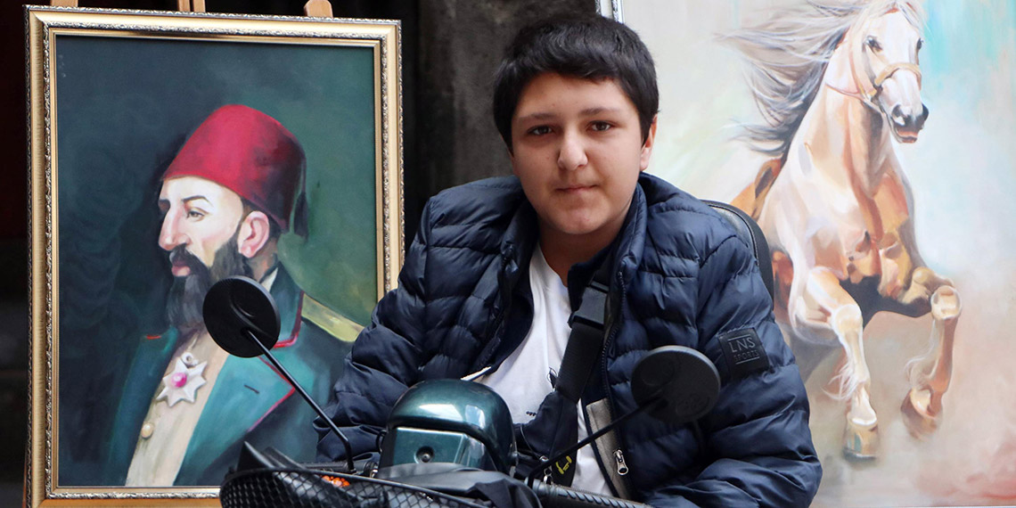 Engelli Alperen için tarihi binaya engelli rampası yapıldı