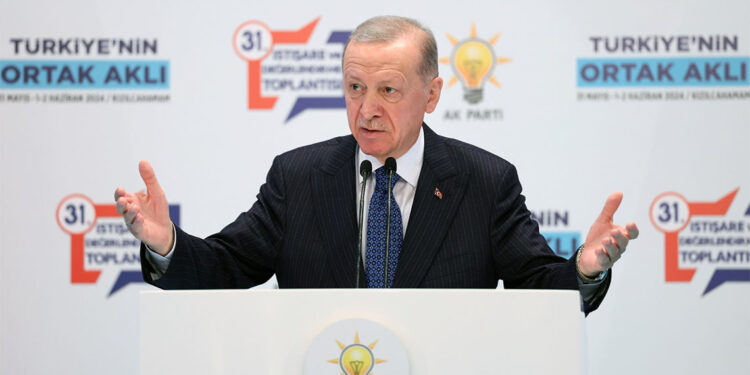 Gözünü kan bürümüş bu muhterise artık dur denilmeli