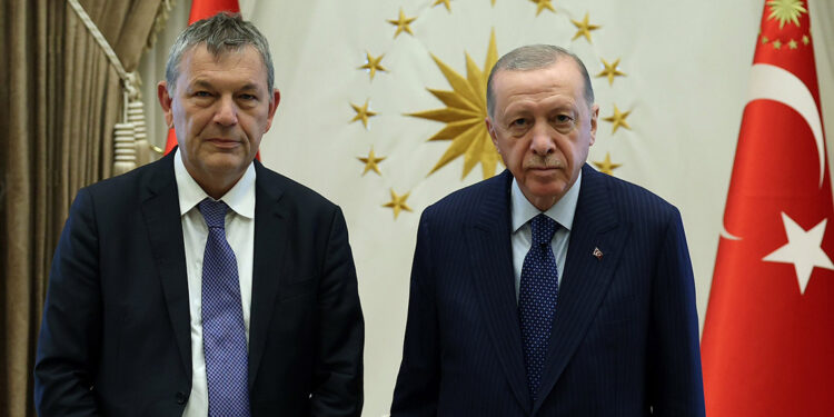 Erdoğan, UNRWA Genel Komiseri Lazzarini ile görüştü