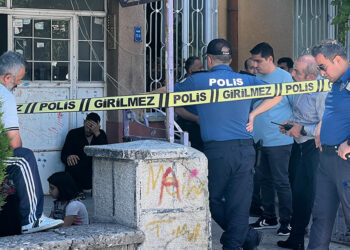 Evinde cesedi bulunan Cüneyt'i, 5 yaşındaki oğlu öldürmüş