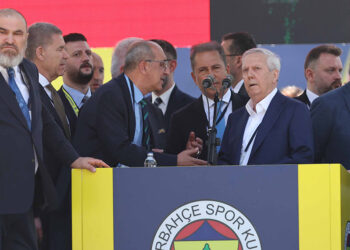 Fenerbahçe'nin itibarı, bir kişinin itibarının çok daha ötesindedir