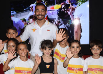 Ferhat Arıcan'a görkemli uğurlama