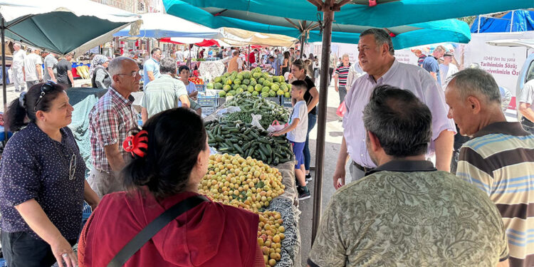 Açlık sınırı altında geliri olanların derdi artıyor