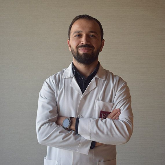 Güneşe uzun süre maruz kalmak, sıcak çarpmasını tetikleyebilir