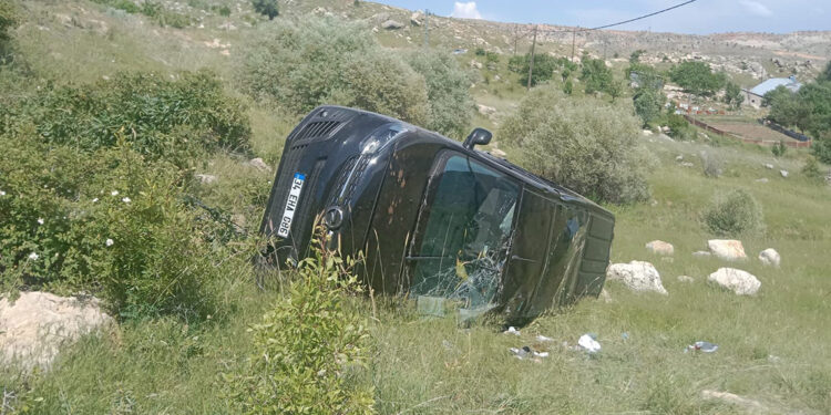 Hozat İlçe Milli Eğitim Müdürü, YKS dönüşü kaza yaptı: 4 yaralı