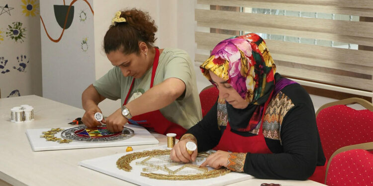 Hükümlüler üretiyor; sosyal sorumluluk projelerine destek sağlanıyor