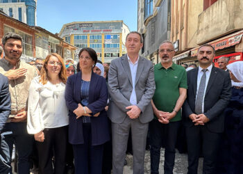 İlk defa herkes kayyıma karşı ses çıkardı