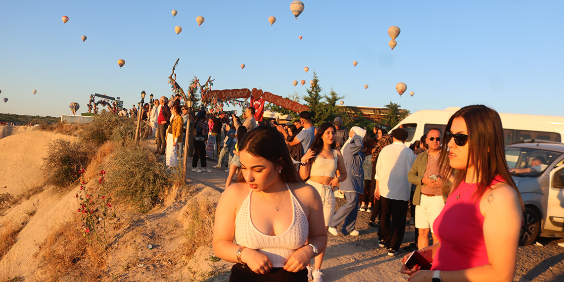 Kapadokyada bayram tatili yoğunluğu