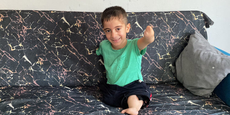 Kolları ve bacakları olmayan Muhammet'ten protez talebi