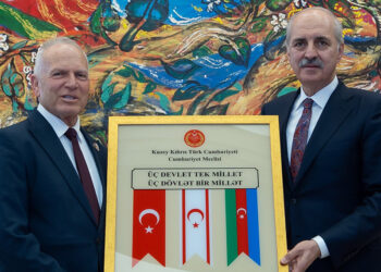 Kurtulmuş, KKTC Meclis Başkanı Zorlu Töre ile bir araya geldi
