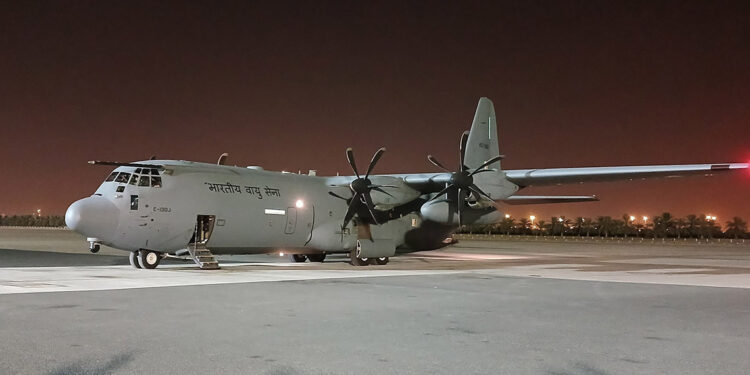 Kuveyt'teki yangında ölen 45 Hindistanlı ülkelerine gönderildi