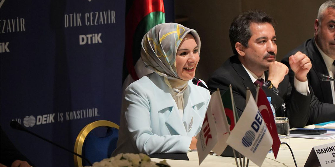 Aile ve Sosyal Hizmetler Bakanı Mahinur Özdemir Göktaş, "Cezayir'deki Türk iş insanları, iki ülke için ekonomik ve stratejik öneme sahip" dedi.