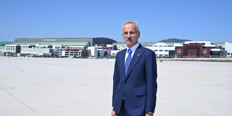 Mayısta 20 milyon kişi hava yolu ile seyahat etti