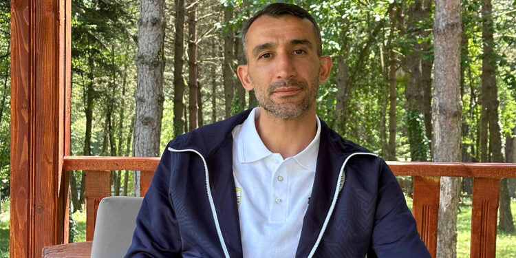 Futbol aşığı ama futbol kültürü olmayan bir ülkeyiz