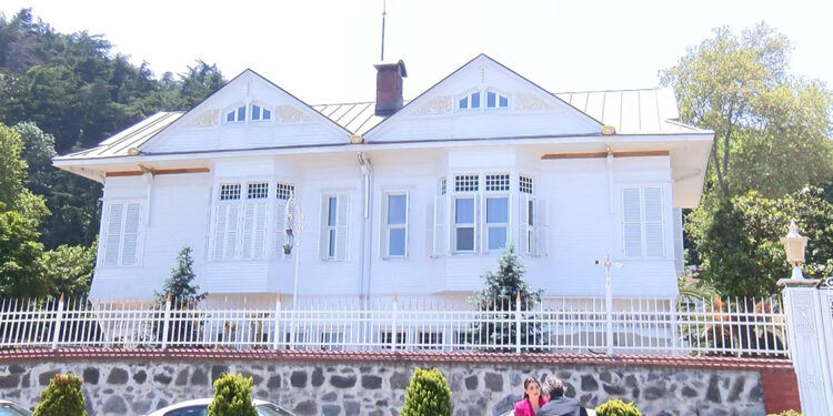 Memduh Paşa Yalısı'ndaki soyguna ilişkin 7 gözaltı