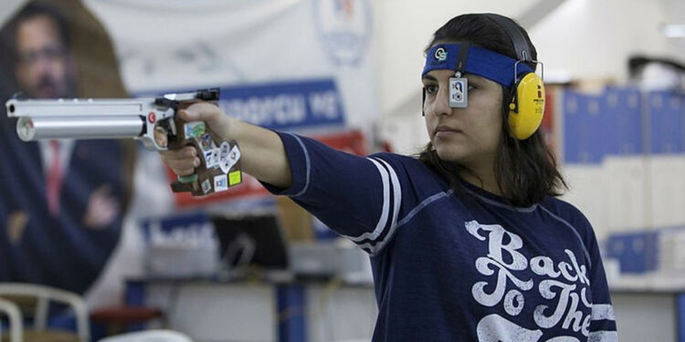 Milli atıcı Şevval İlayda Tarhan'dan Paris 2024 kotası