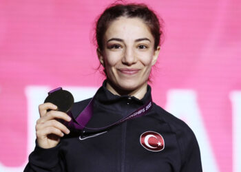 Milli güreşçi Evin Demirhan Yavuz: En büyük kahramanım annem