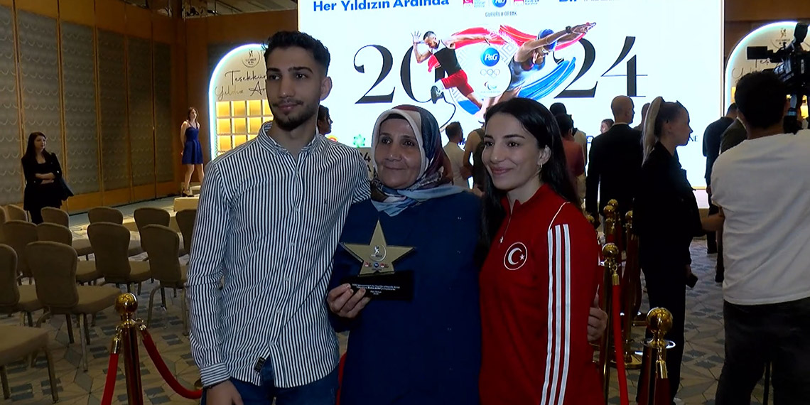 Milli güreşçi Evin Demirhan Yavuz: En büyük kahramanım annem