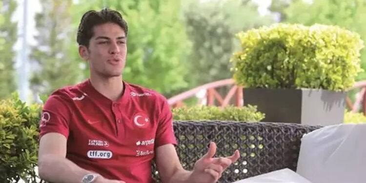 Milli kaleci Doğan Alemdar sakatlığı nedeniyle kamptan ayrıldı