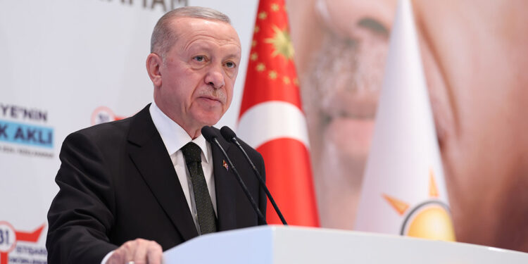 Özgür Özel'e bayramdan önce iadeyi ziyarette bulunacağım