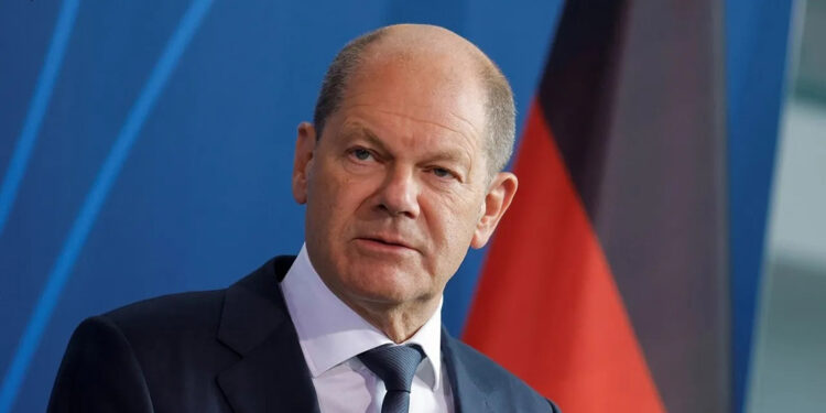 Scholz: Terörizmi yücelten herkes sınır dışı edilmelidir