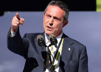 Siz başkanı olduğunuz Fenerbahçe'yi seviyorsunuz