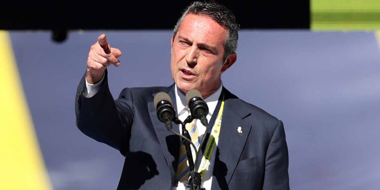 Siz başkanı olduğunuz Fenerbahçe'yi seviyorsunuz