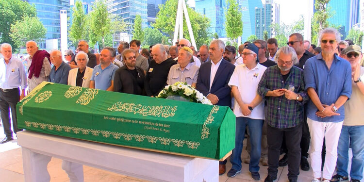 Sunucu Erkan Yolaç'ın eşi son yolculuğuna uğurlandı